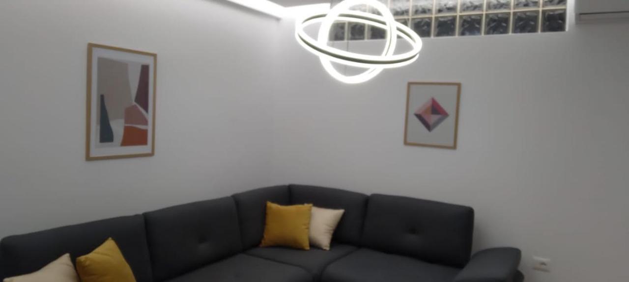 White Apartment ติรานา ภายนอก รูปภาพ